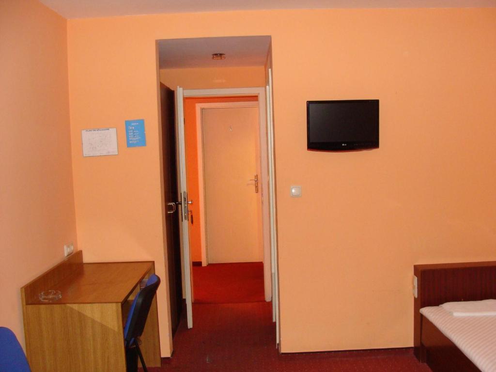 Hostel Lan Oradea Cameră foto
