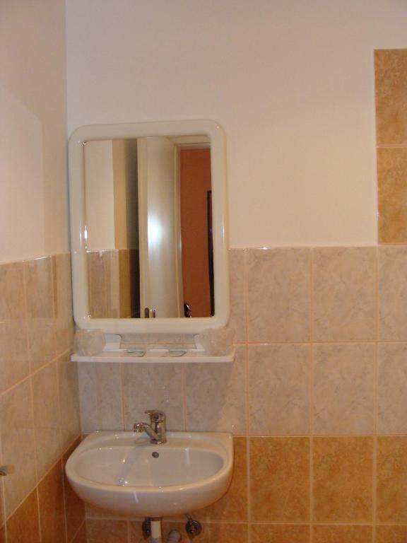 Hostel Lan Oradea Cameră foto