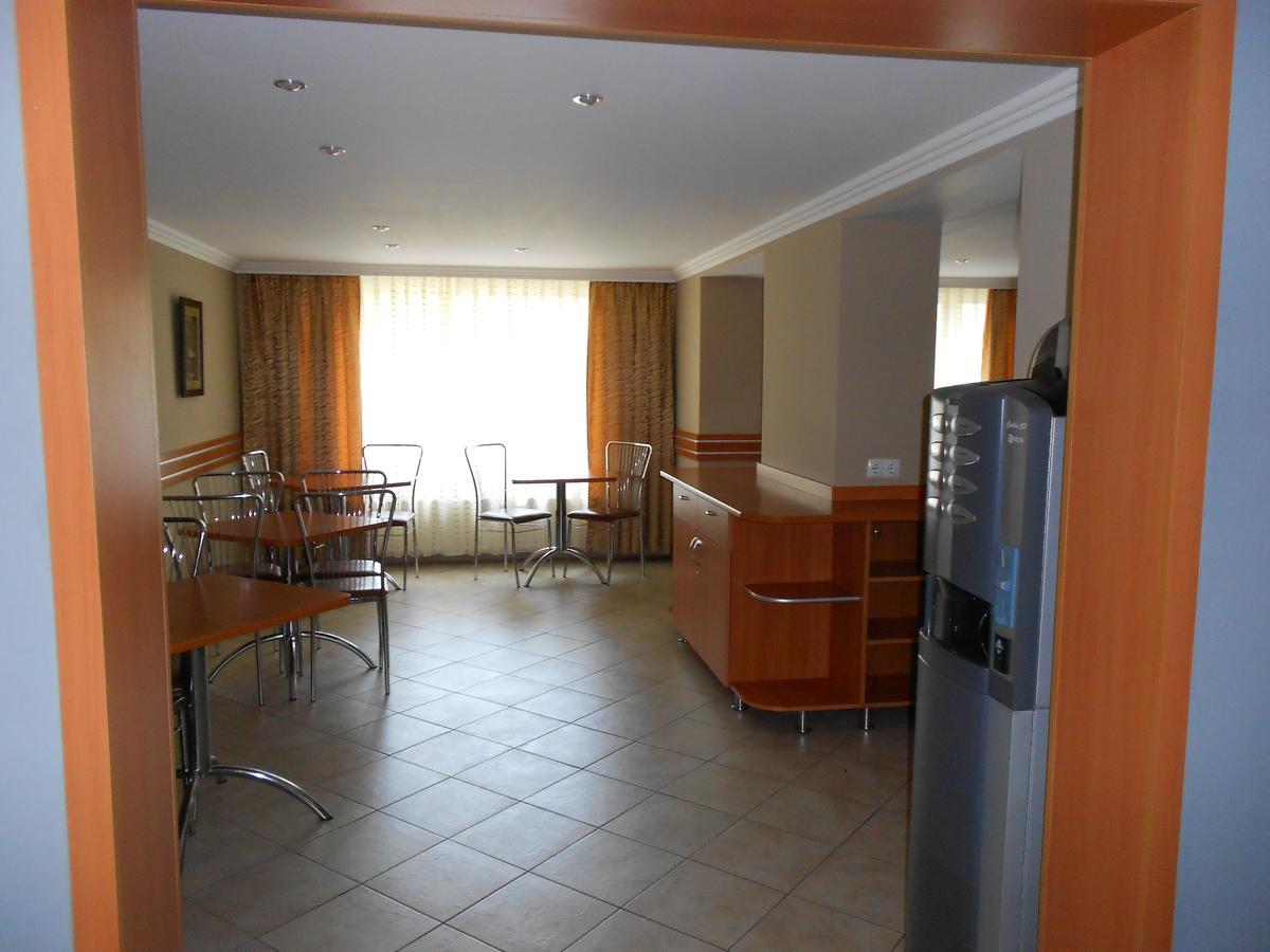 Hostel Lan Oradea Exterior foto