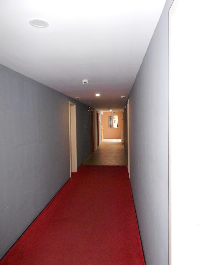 Hostel Lan Oradea Exterior foto